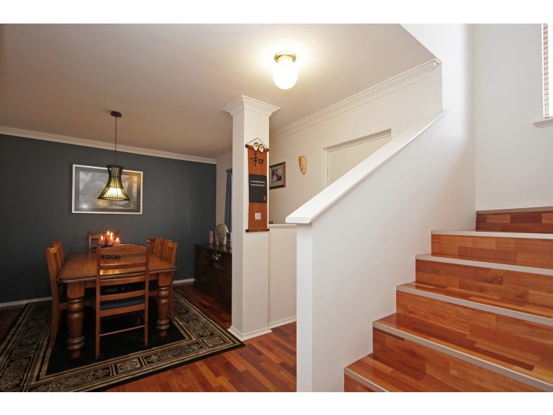 2/37 Leonora Street, Como WA 6152