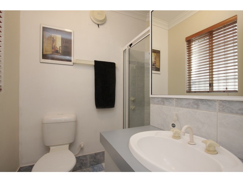 2/37 Leonora Street, Como WA 6152