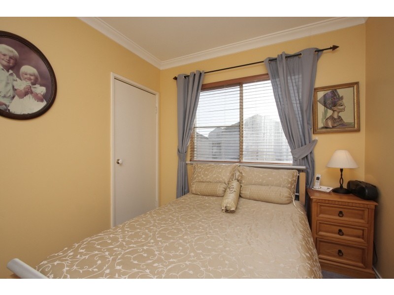 2/37 Leonora Street, Como WA 6152