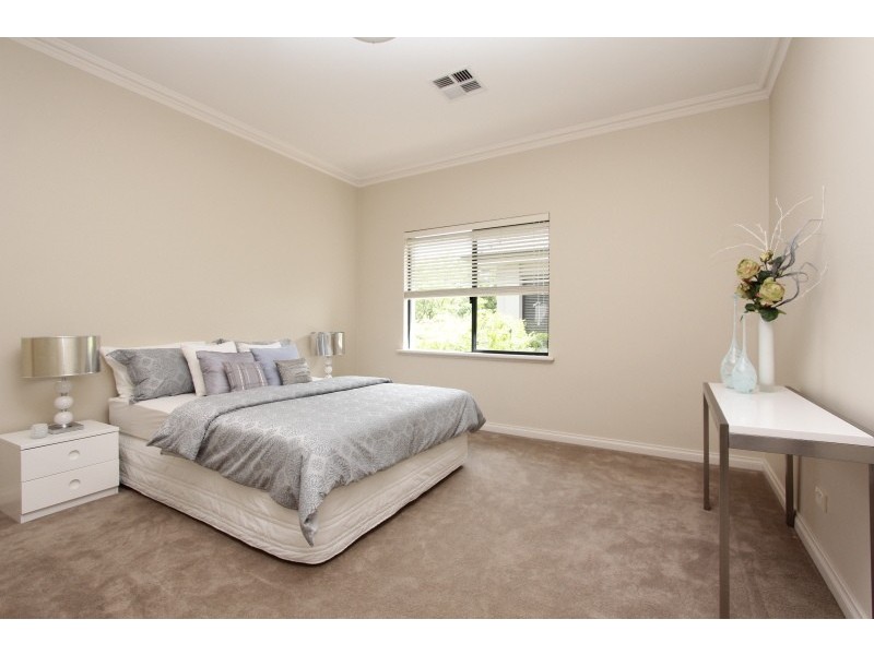 7B Karoo Street, South Perth WA 6151