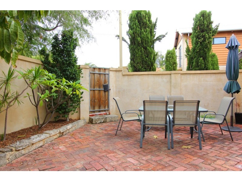 1/35 Banksia Terrace, Kensington WA 6151