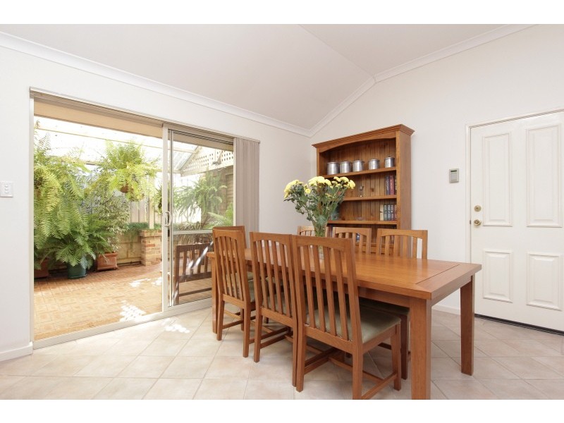 2/49 Bessell Avenue, Como WA 6152