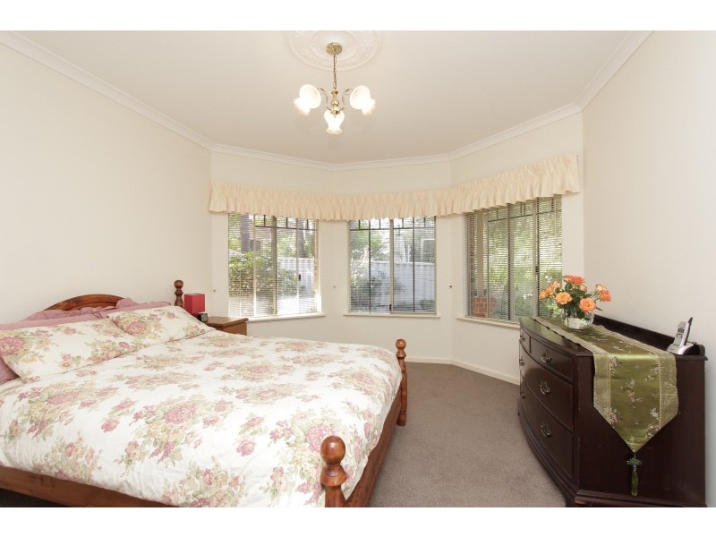 2/49 Bessell Avenue, Como WA 6152