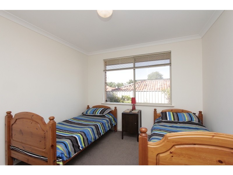 2/49 Bessell Avenue, Como WA 6152