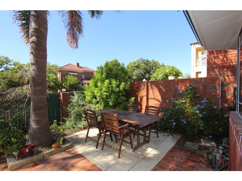 1/35 Coode Street, South Perth WA 6151