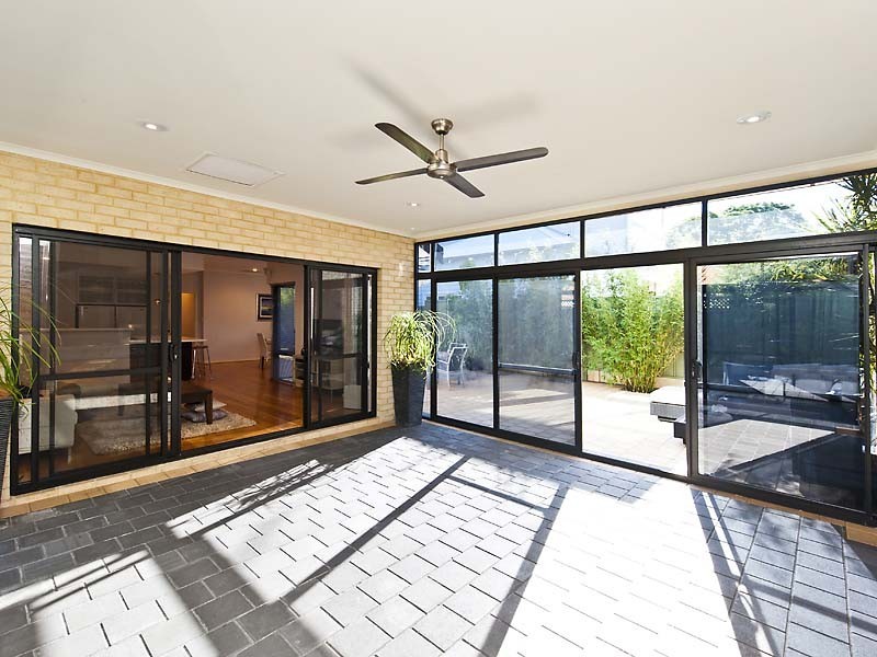 55 Banksia Terrace, Kensington WA 6151