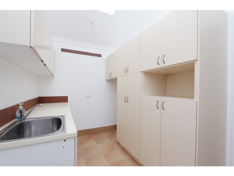 8 Vista Street, Kensington WA 6151