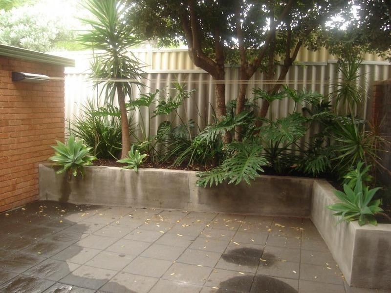 2/63 Preston Street, Como WA 6152