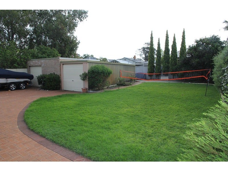 74 Roebuck Drive, Salter Point WA 6152