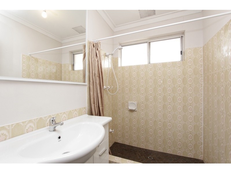 1/5 Strickland Street, South Perth WA 6151