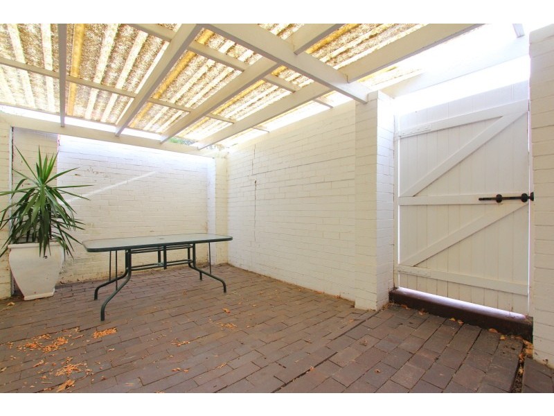 1/5 Strickland Street, South Perth WA 6151
