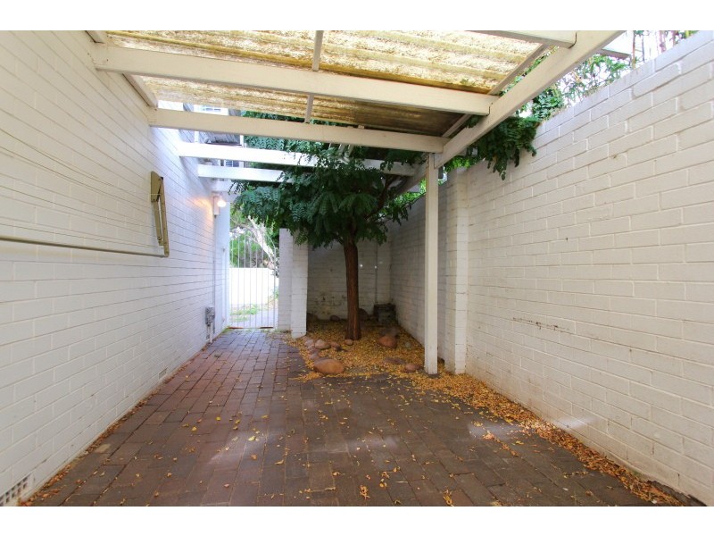 1/5 Strickland Street, South Perth WA 6151