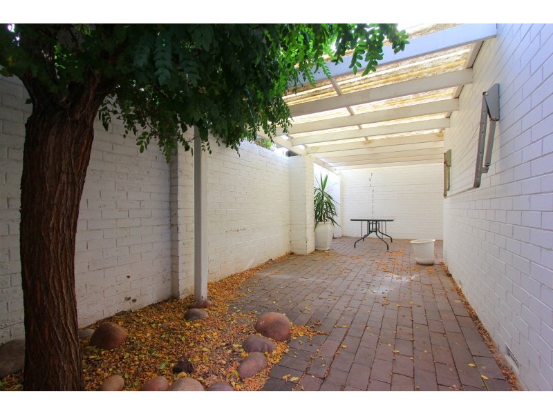 1/5 Strickland Street, South Perth WA 6151