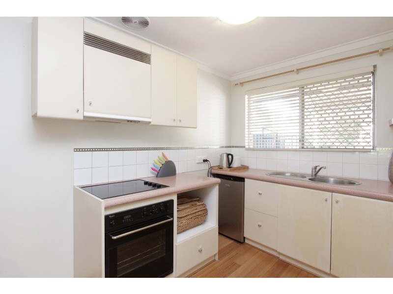 44 Gemini Way, Carlisle WA 6101