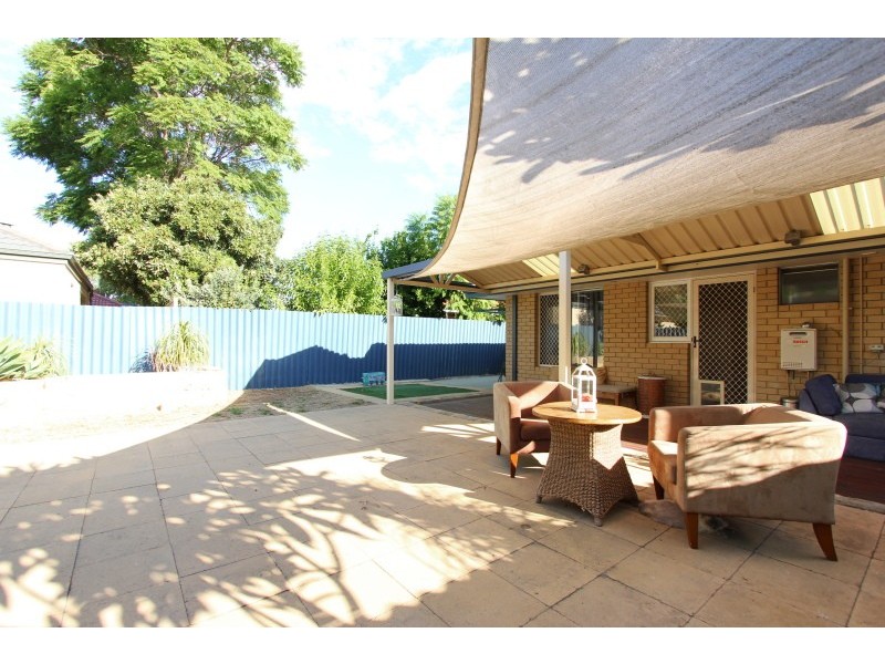 44 Gemini Way, Carlisle WA 6101