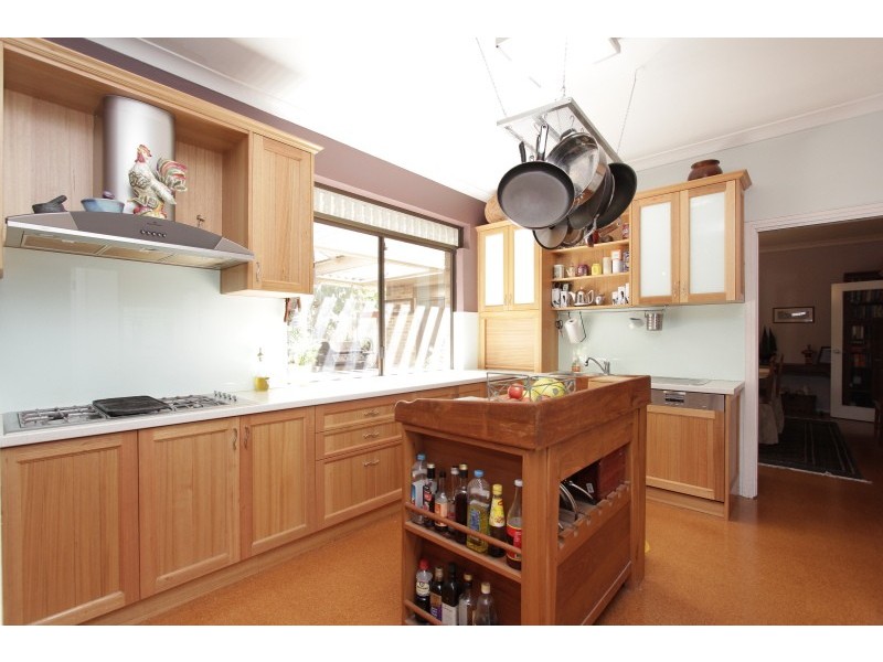 6 Bernier Road, Shelley WA 6148