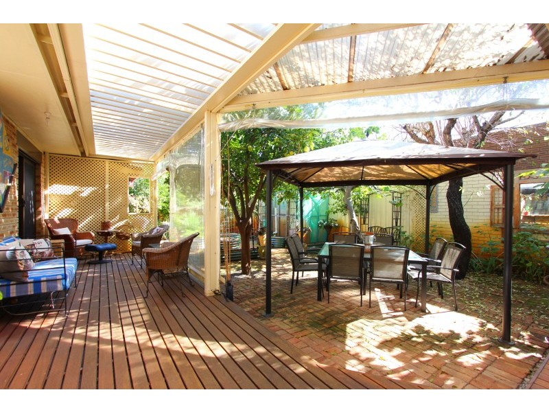 6 Bernier Road, Shelley WA 6148