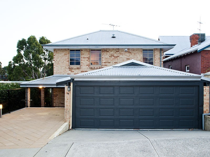 51 Roseberry Avenue, South Perth WA 6151