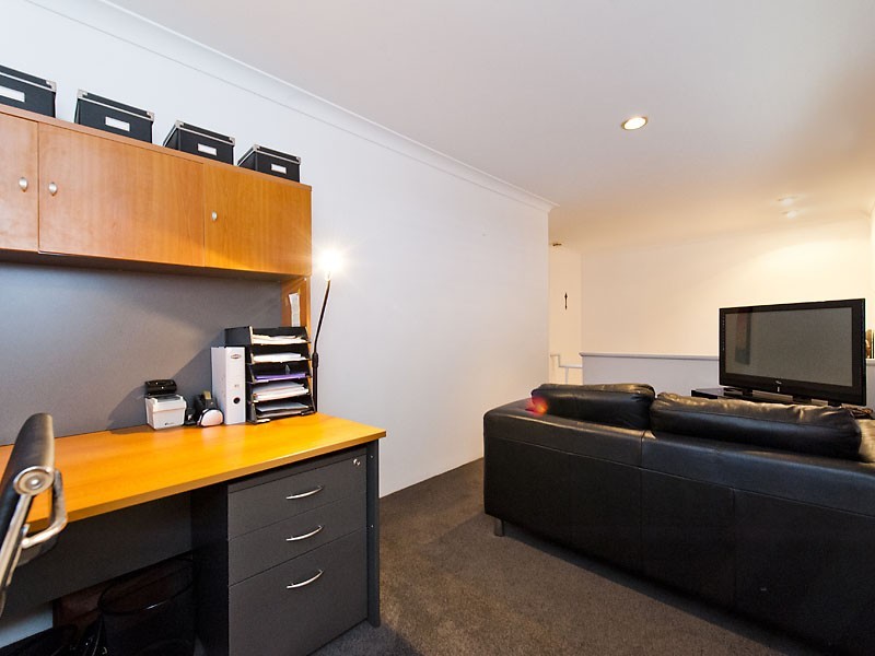 51 Roseberry Avenue, South Perth WA 6151