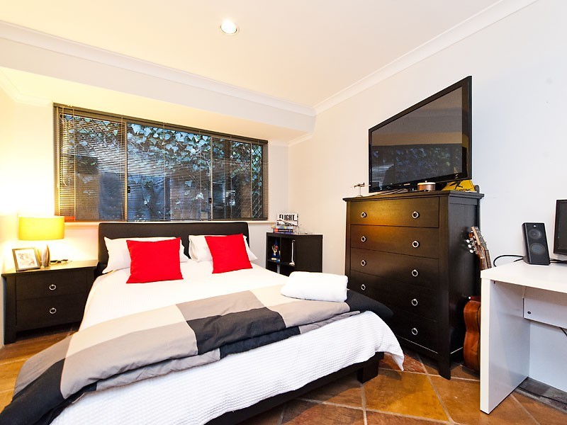 51 Roseberry Avenue, South Perth WA 6151