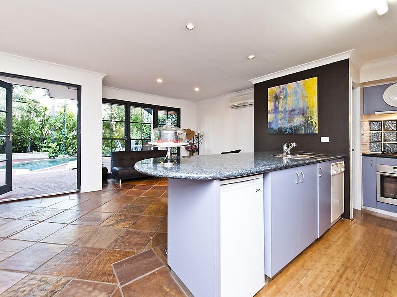 51 Roseberry Avenue, South Perth WA 6151