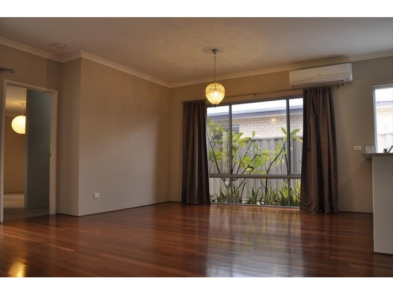 27c Marchamley Street, Carlisle WA 6101