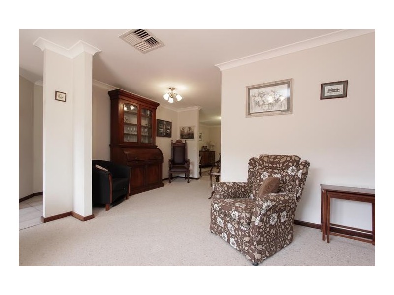 10A Edgecumbe Street, Como WA 6152