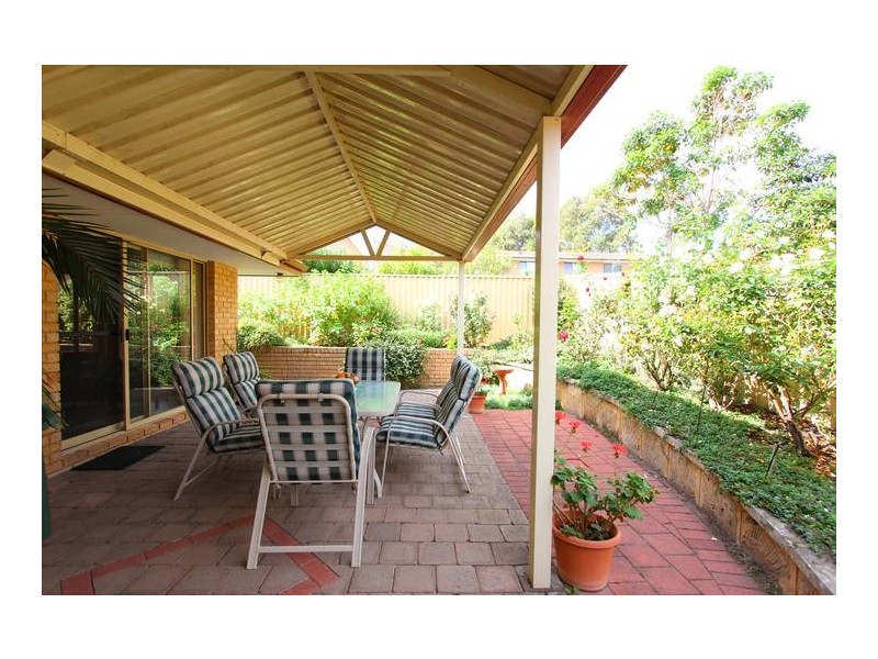 10A Edgecumbe Street, Como WA 6152