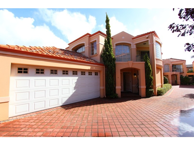 2/32 Renwick Street, South Perth WA 6151