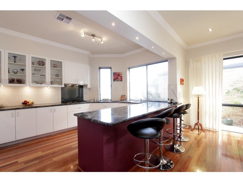 1/71 Talbot Avenue, Manning WA 6152