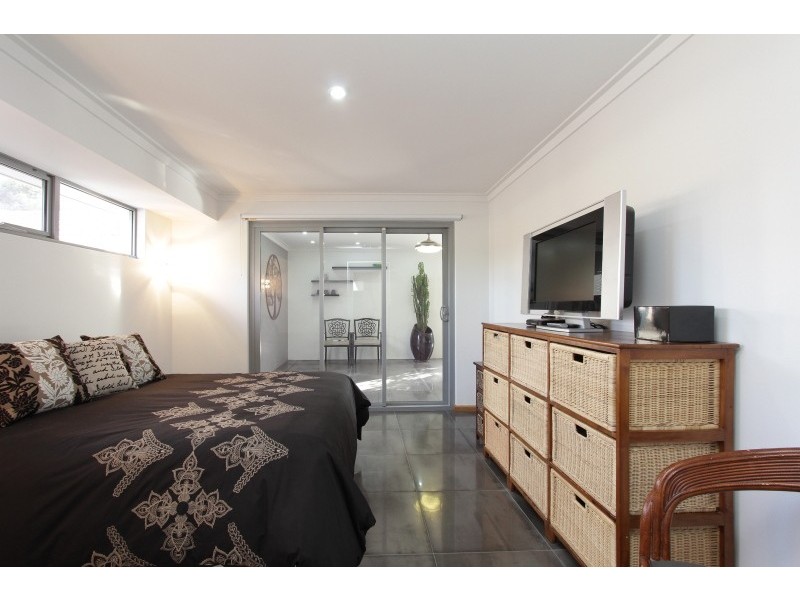 49A Tudor Avenue South, Shelley WA 6148