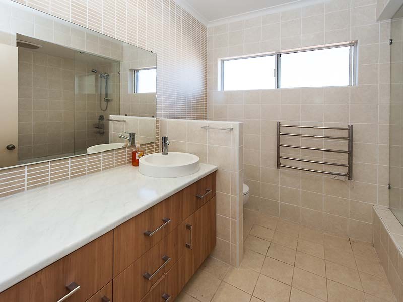 4/40 HAZEL STREET, Como WA 6152