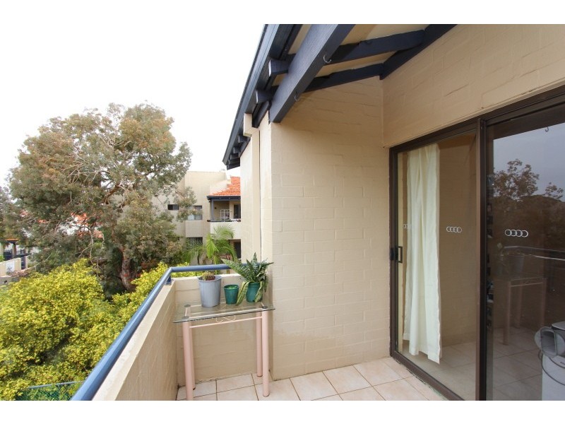 37/4 Manning Terrace, South Perth WA 6151