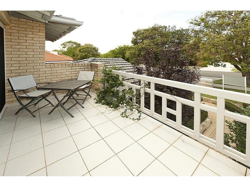 4 Hill Street, South Perth WA 6151