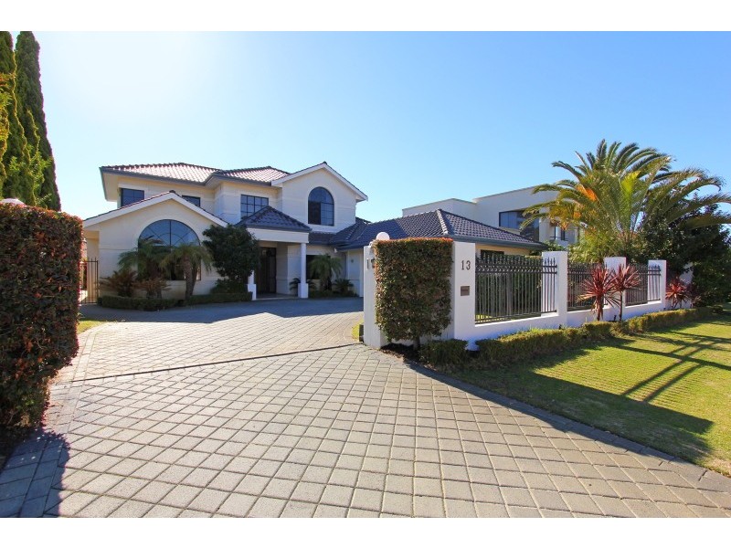 13 Westland Place, Waterford WA 6152