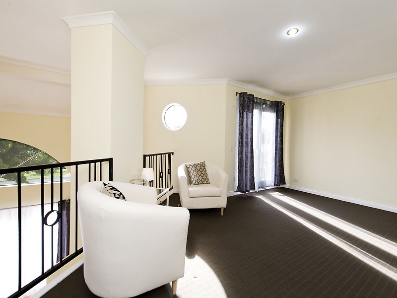 45 Second Avenue, Victoria Park WA 6100