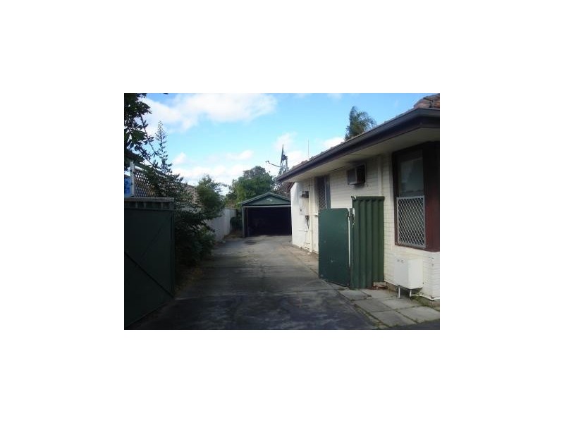 6 Till Street, Cloverdale WA 6105