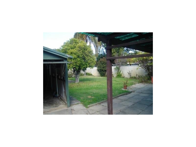 6 Till Street, Cloverdale WA 6105