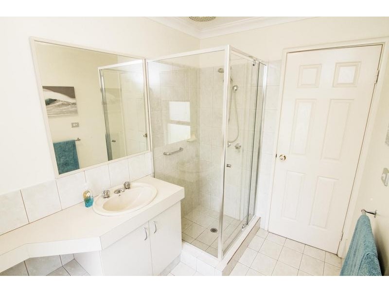 1/16 Doneraile Court, Waterford WA 6152