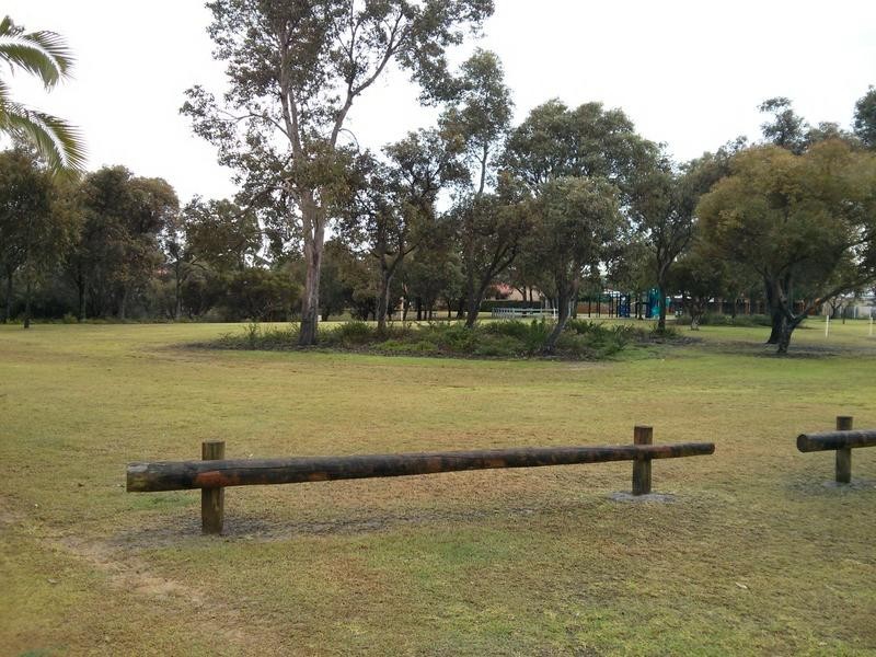 1/16 Doneraile Court, Waterford WA 6152