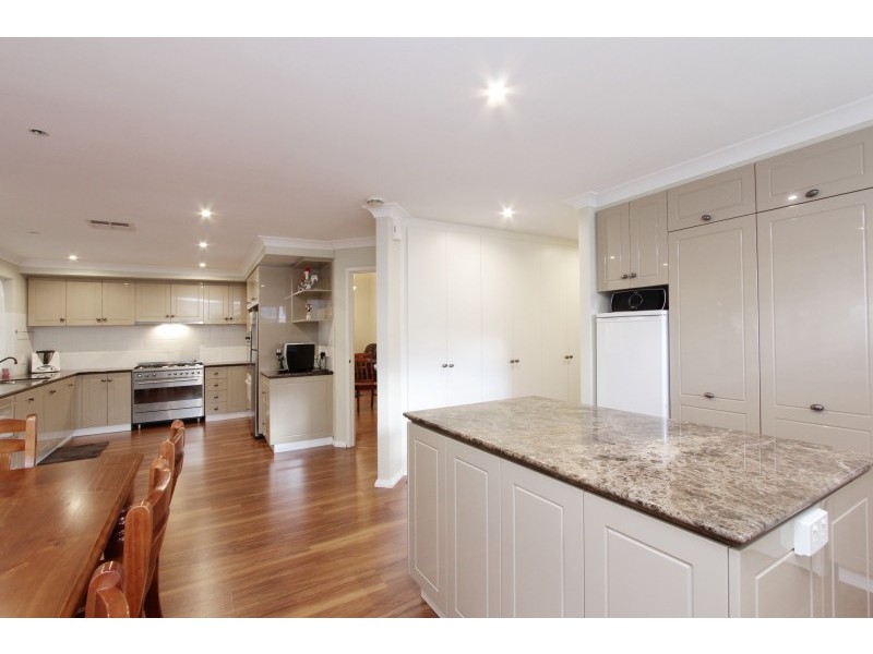 14 Artane Court, Waterford WA 6152