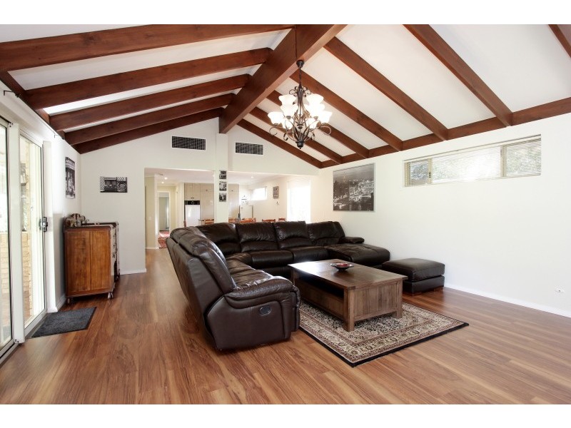 14 Artane Court, Waterford WA 6152