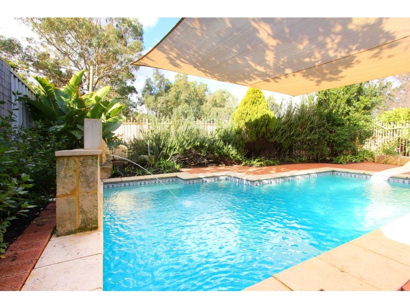 14 Artane Court, Waterford WA 6152