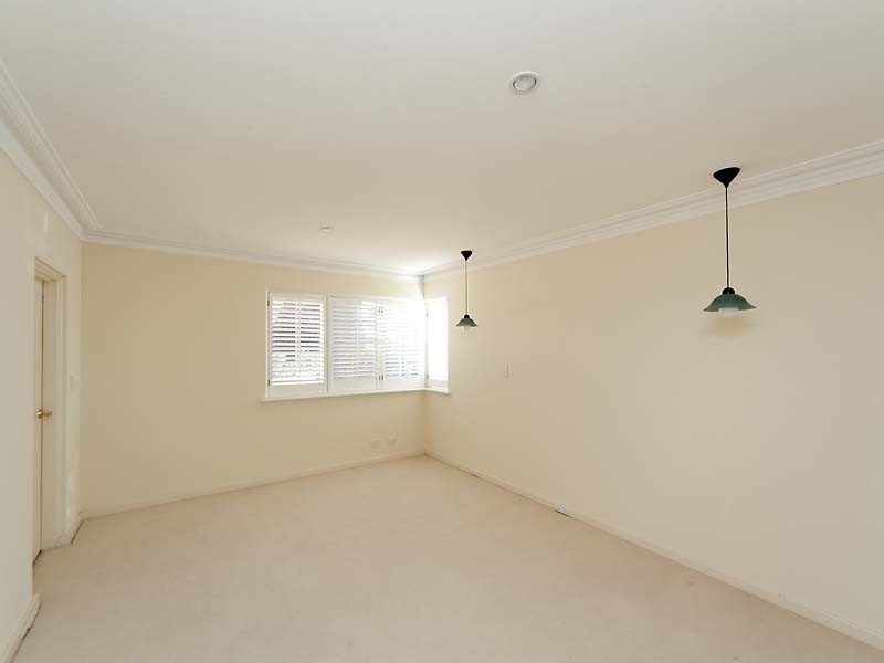2 Karoo Street, South Perth WA 6151