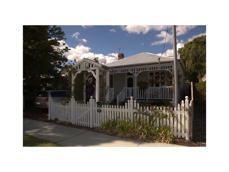 35 Vista Street, Kensington WA 6151