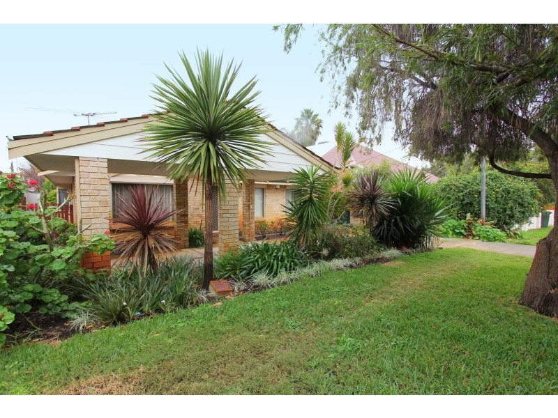 37 Oswald Street, Victoria Park WA 6100