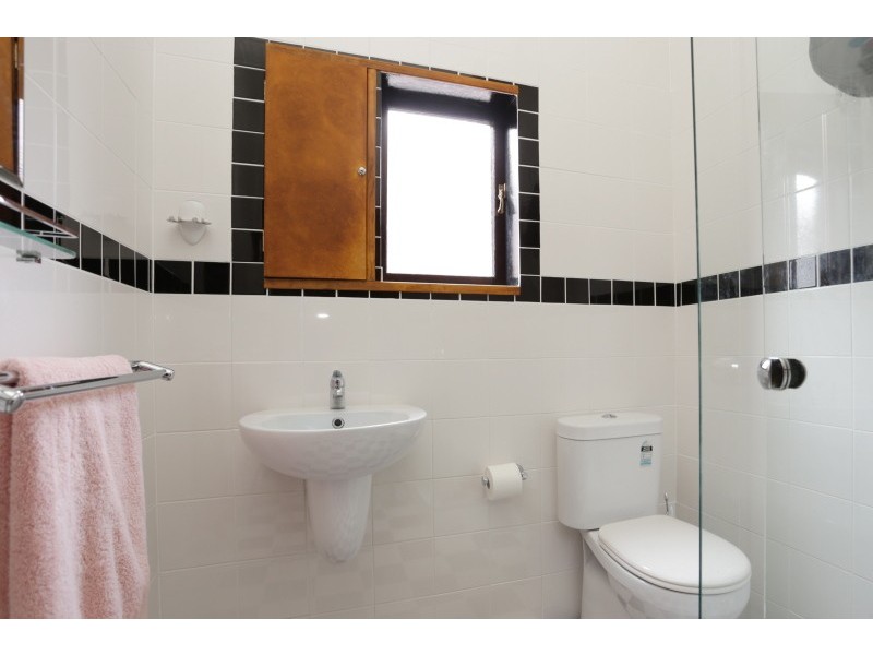 180 Hensman Street, Kensington WA 6151