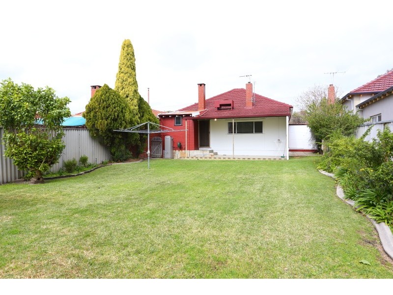 180 Hensman Street, Kensington WA 6151