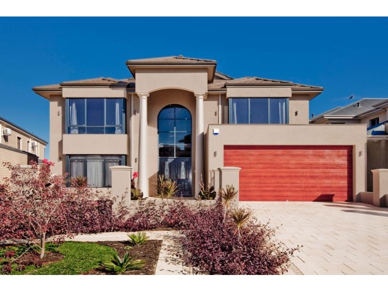 24 Crossman Pass, Salter Point WA 6152