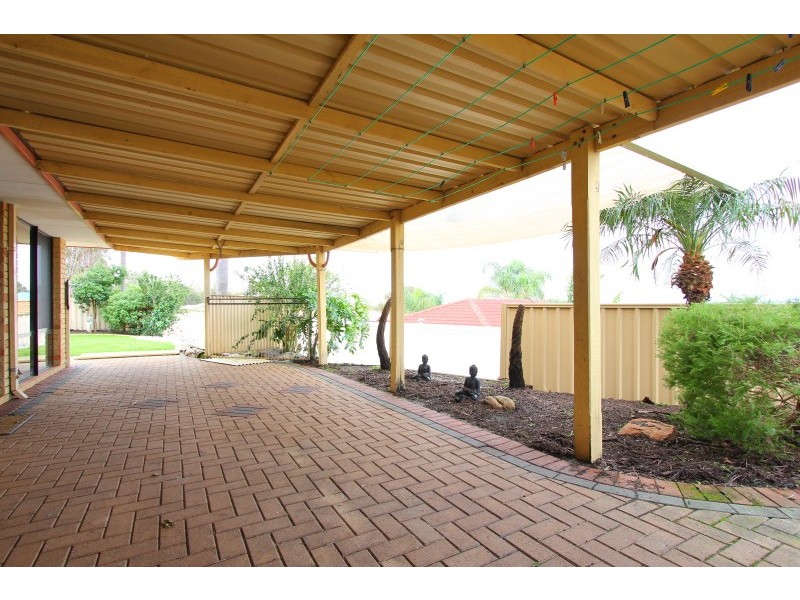 4 Northecut Rise, Parmelia WA 6167